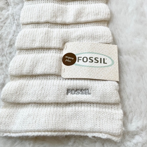 Fossil Accessories - NWT $42 Fossil angora Plus Scarf